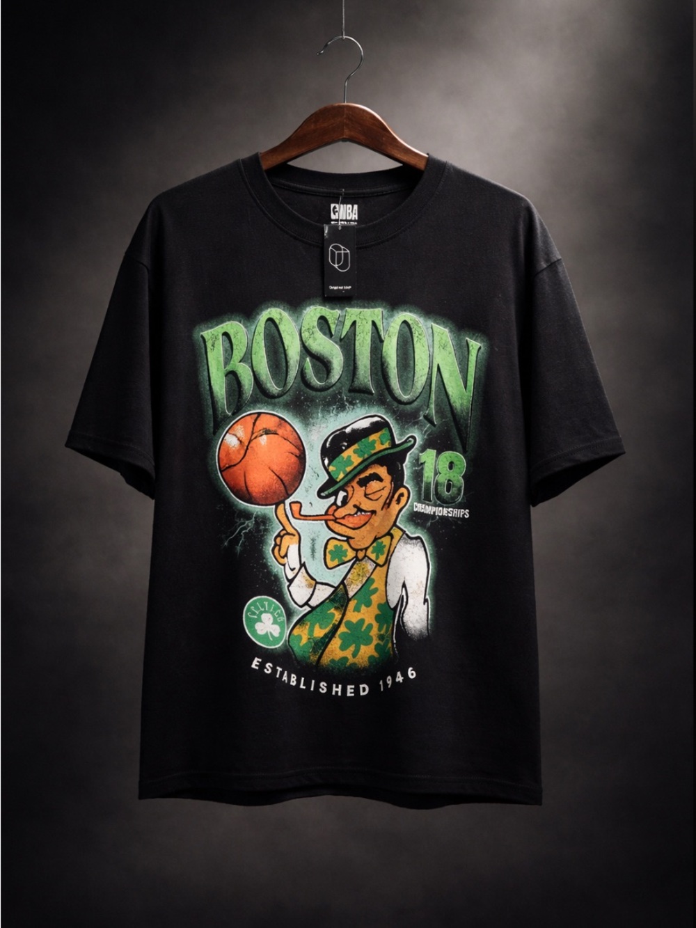 NBA Boston Shamrock Graphic Tee - Black & Green Men
